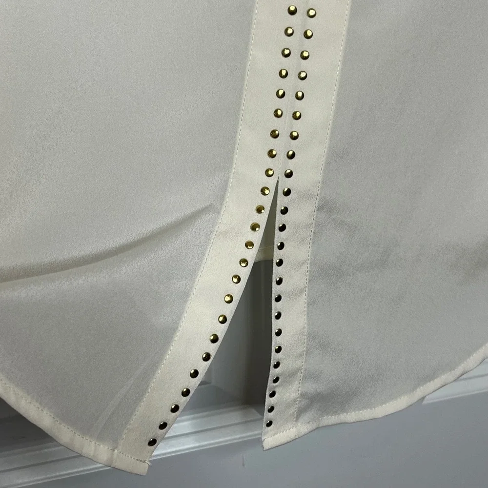 The Limited Studded Split Back Ivory Blouse Size Medium‎ Long Sleeve Cream Top